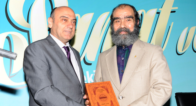 Prof. Dr. Kuşoğlu 'Sanat ve Şehir' Konusunu Anlattı