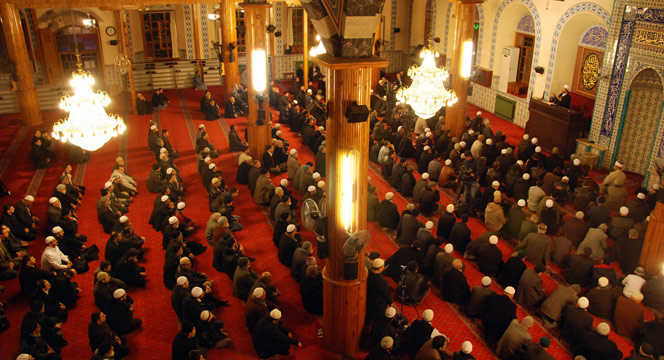 Tahir Büyükkörükçü Hocaefendi Vefatının 2. Yılında Anıldı