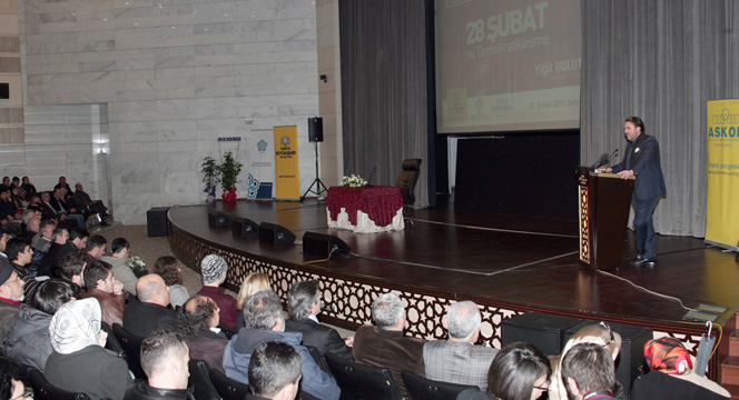 Yiğit Bulut, '28 Şubat ve Demokratikleşme'yi Anlattı