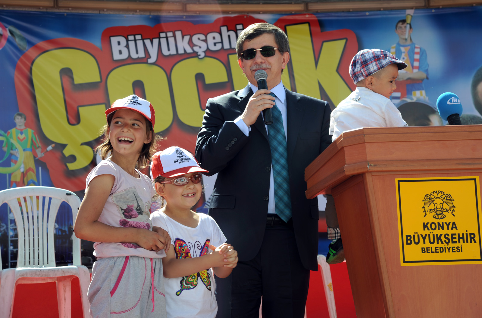 Büyükşehir Belediyesi Çocuk Şenliği Yapıldı