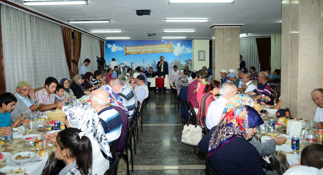 Başkan Akyürek İlk İftarı Şehit Aileleri ve Gazilerle Yaptı