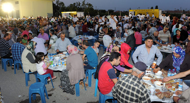 Ramazan'ı Birlik ve Beraberlik İçinde Yaşıyoruz