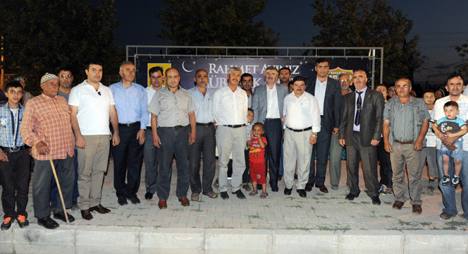 Ramazan'ı Birlik ve Beraberlik İçinde Yaşıyoruz