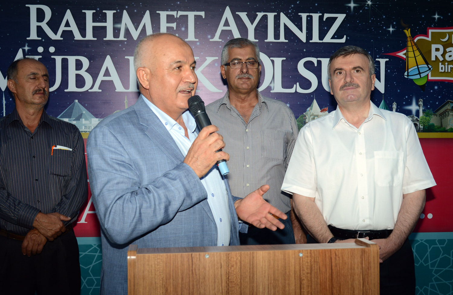 Konya'da İftar Buluşmaları Barış ve Kardeşlik Örneği