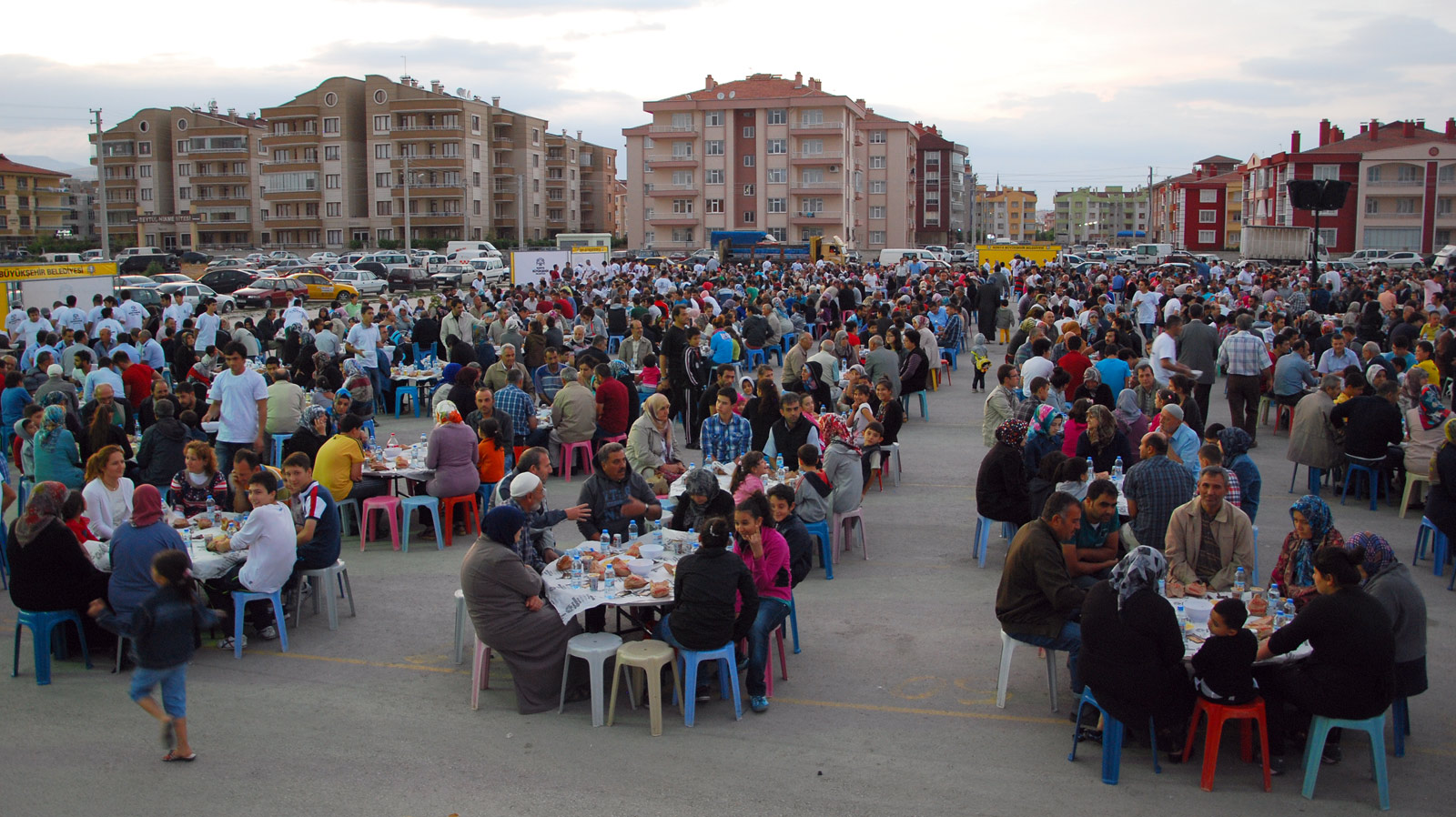 Hakkın ve Adaletin Yayıldığı Merkez Olmanın Sorumluluğunu Taşıyoruz