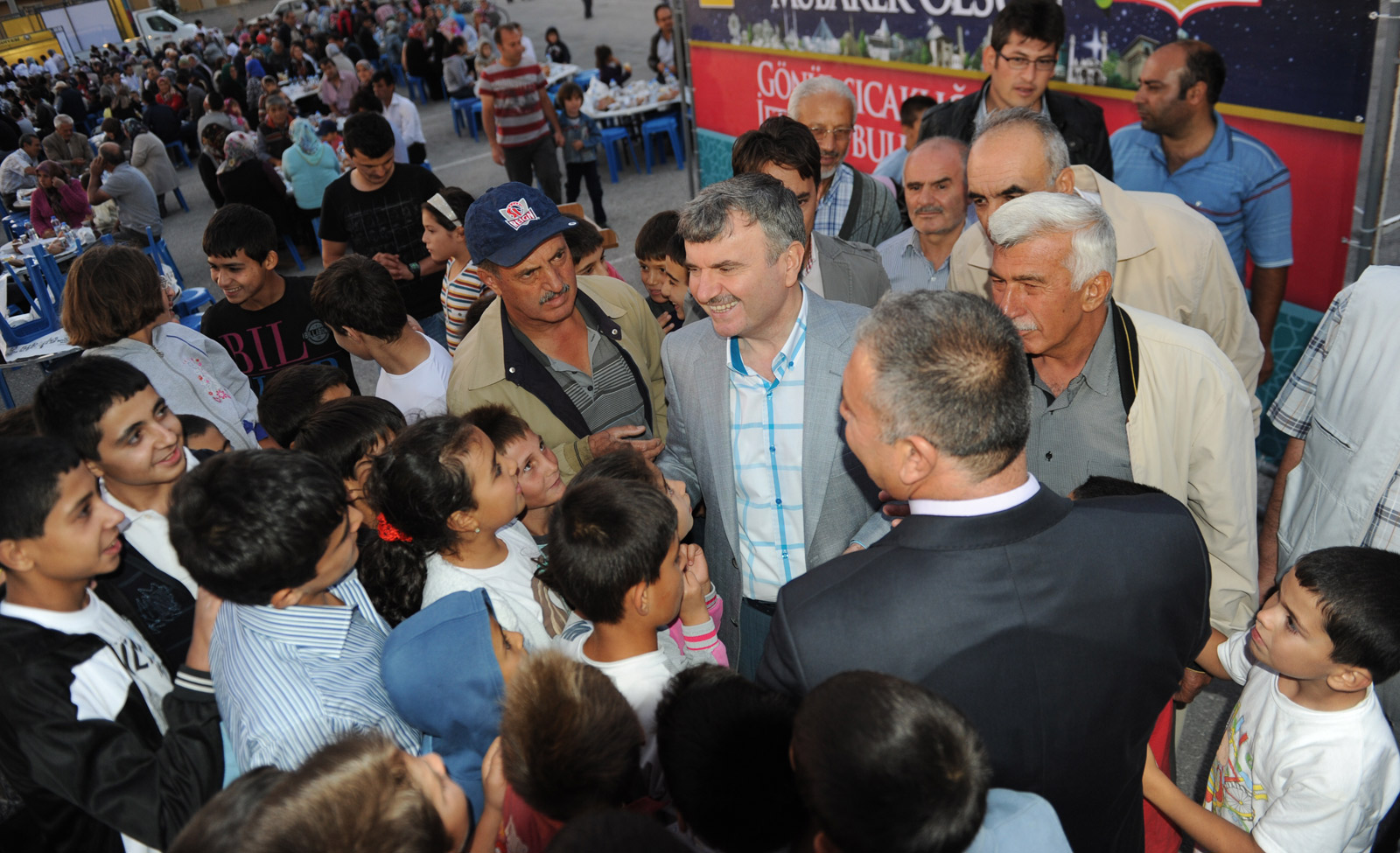 Hakkın ve Adaletin Yayıldığı Merkez Olmanın Sorumluluğunu Taşıyoruz