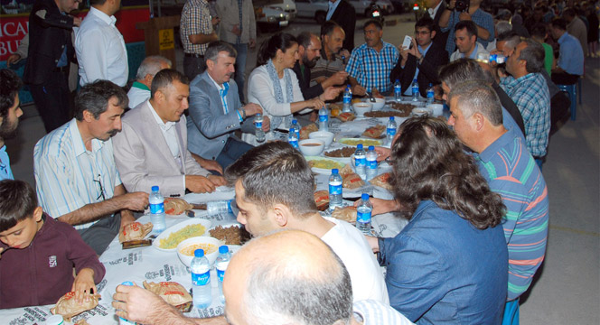 Hakkın ve Adaletin Yayıldığı Merkez Olmanın Sorumluluğunu Taşıyoruz