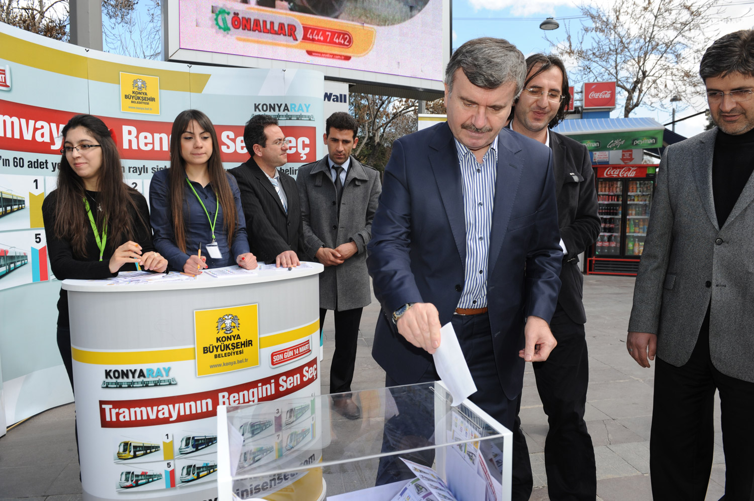 Yeni Tramvayların Rengini Konya Halkı Belirliyor