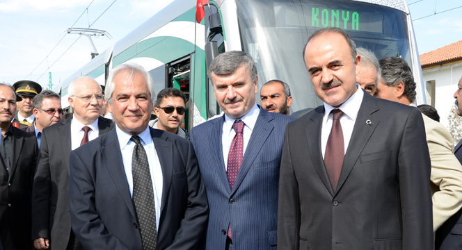 Konya Protokolü Son Model Tramvayın Deneme Sürüşüne Katıldı