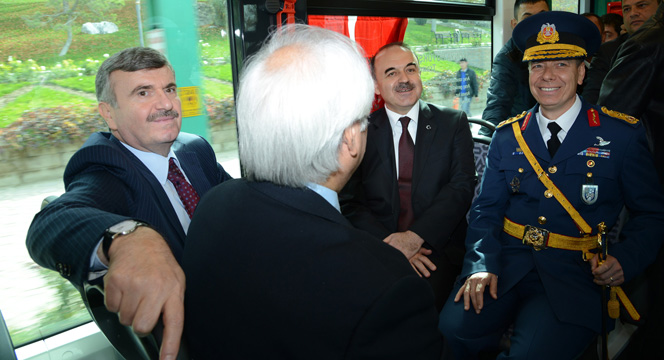 Konya Protokolü Son Model Tramvayın Deneme Sürüşüne Katıldı