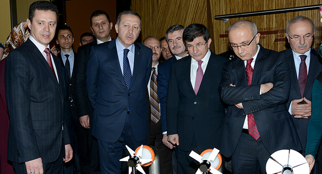 Başbakan Erdoğan Bilim Merkezi'ni İnceledi