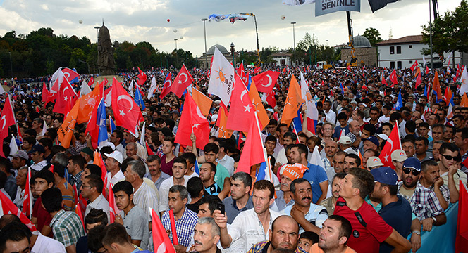 Başbakan Davutoğlu: Konya Bizi Her Zaman Bağrına Bastı
