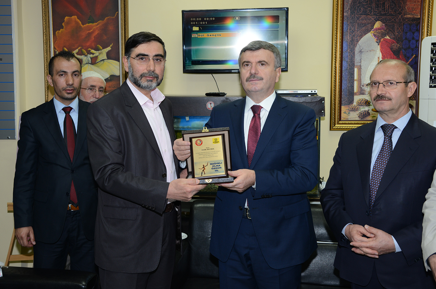 Bir İnsanı Kurtarmak, Tüm İnsanlığı Kurtarmak Gibidir