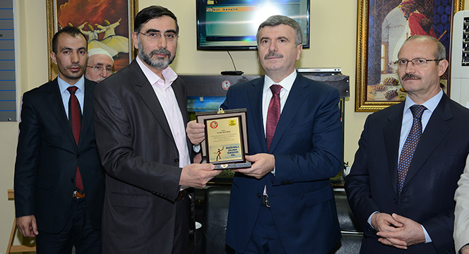 Bir İnsanı Kurtarmak, Tüm İnsanlığı Kurtarmak Gibidir