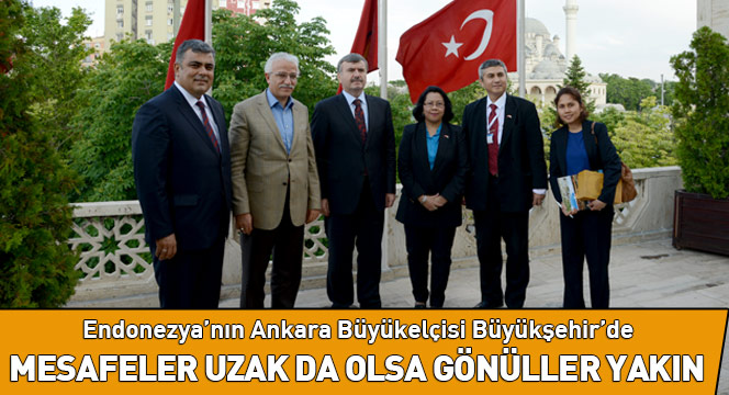 Mesafeler Uzak Da Olsa Gönüller Yakın