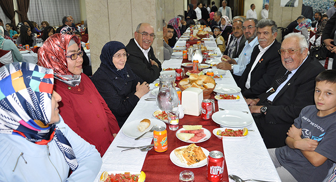 Konya Protokolü Gazilerle Buluştu