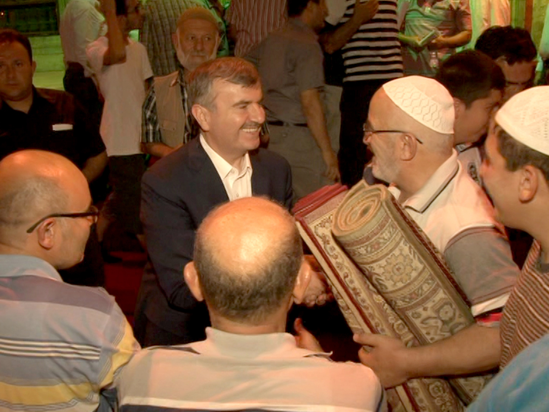 Konya'da Ramazan Coşkusu İlk Teravihle Başladı