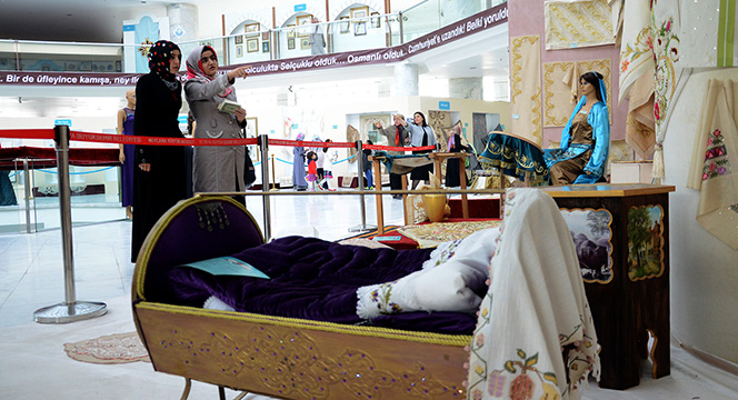 KOMEK'in Muhteşem Sergisi Büyük İlgi Görüyor