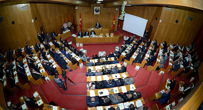 Büyükşehir Belediye Meclisi'nde Yeni Dönemin İlk Toplantısı Yapıldı