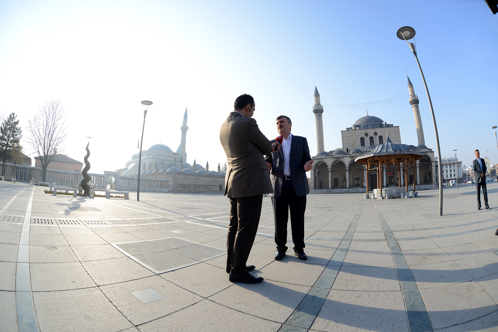 İnsanların Mutluluğu İçin Çalışıyoruz