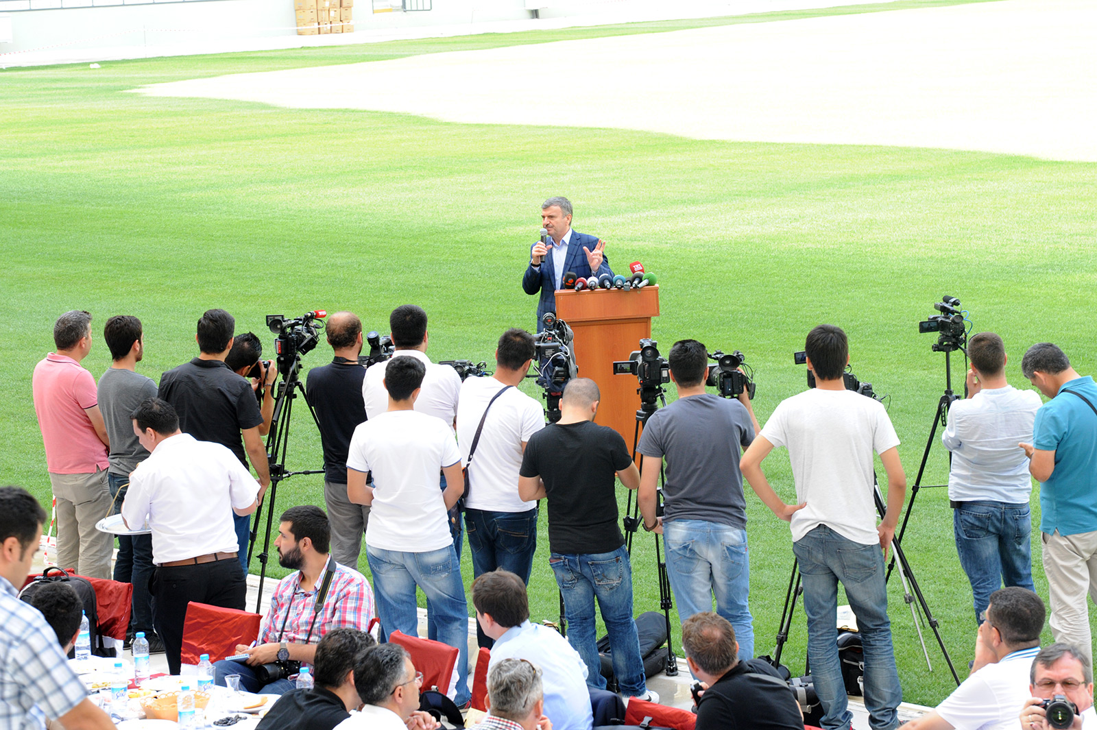 Yeni Konya Stadyumu Dünyada İz Bırakacak