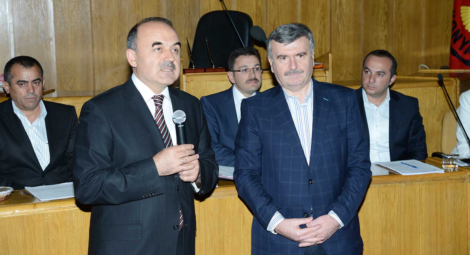Vali Erol'dan Meclis'e Hayırlı Olsun Ziyareti