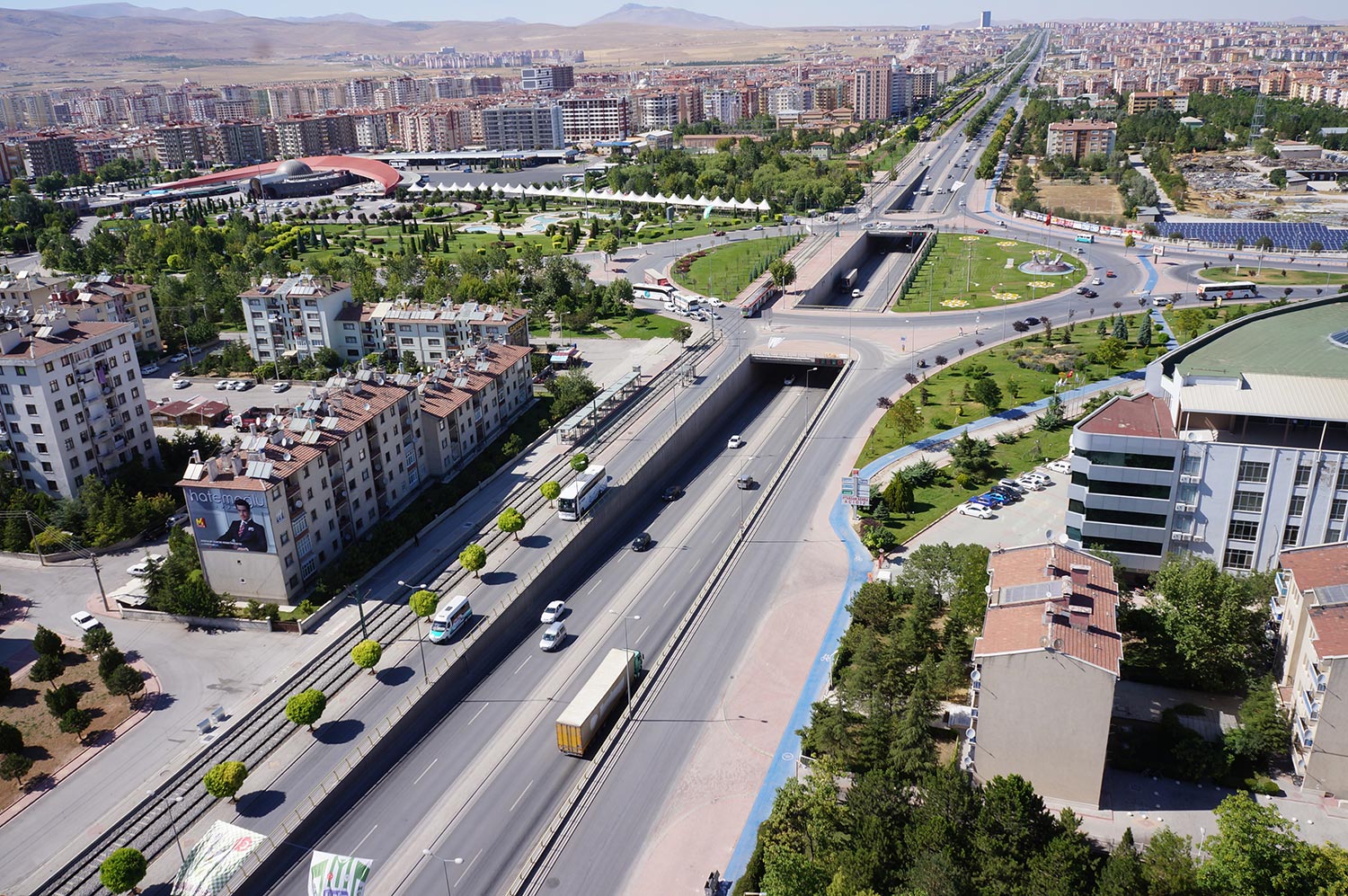 10 Yılda 65 Yeni Alt ve Üst Geçit