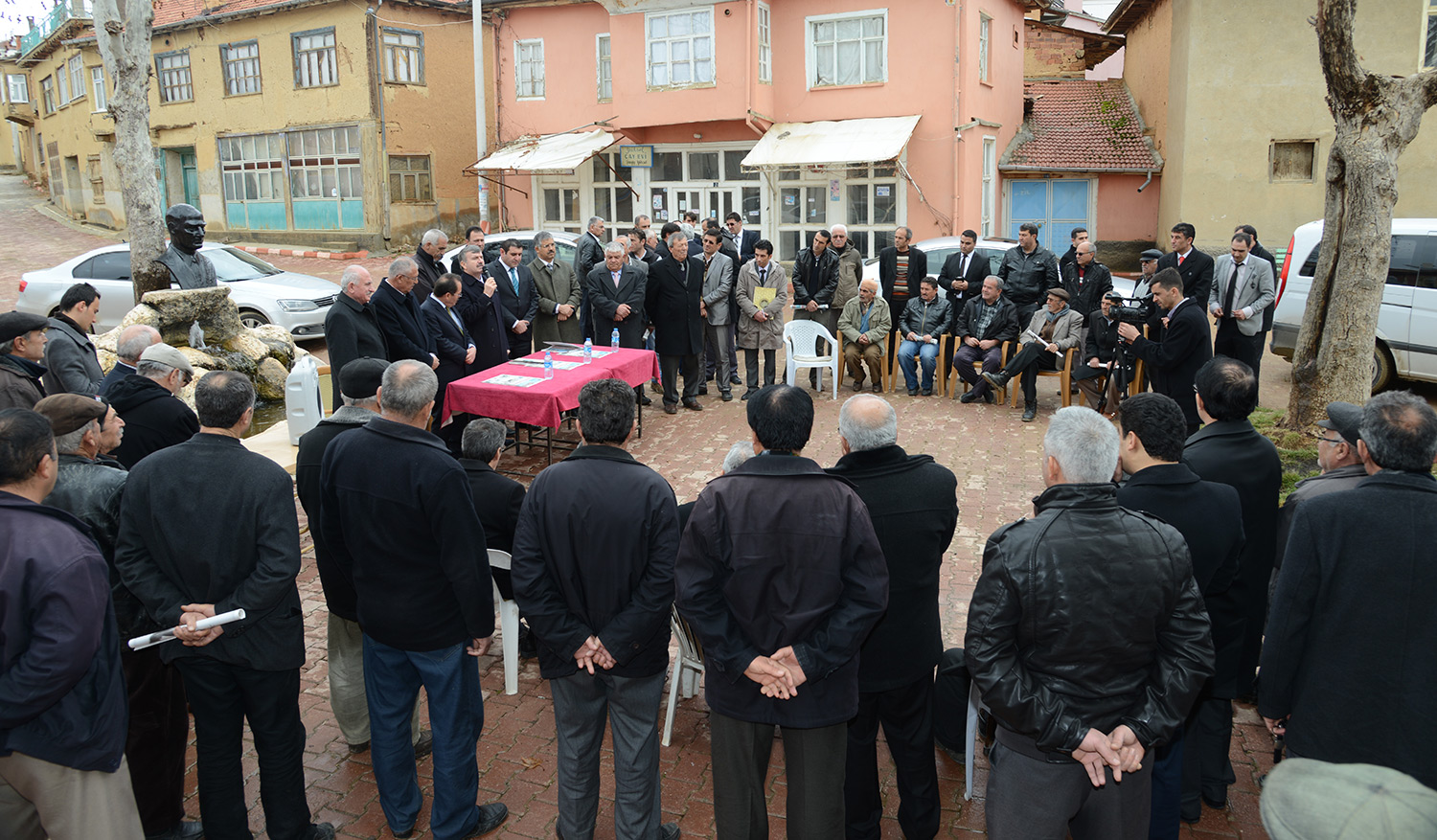 Yeni Yasanın Uygulamasında Örnek Olacağız