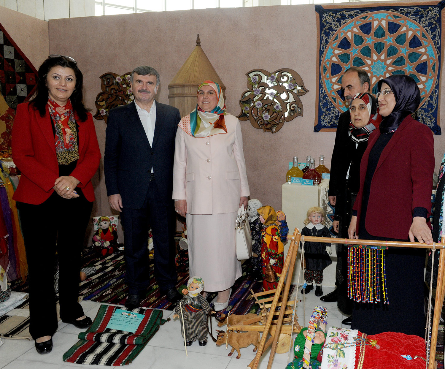 KOMEK 'Altın Dokunuşlar ' Selçuklu'dan Günümüze' Sergisi Açıldı