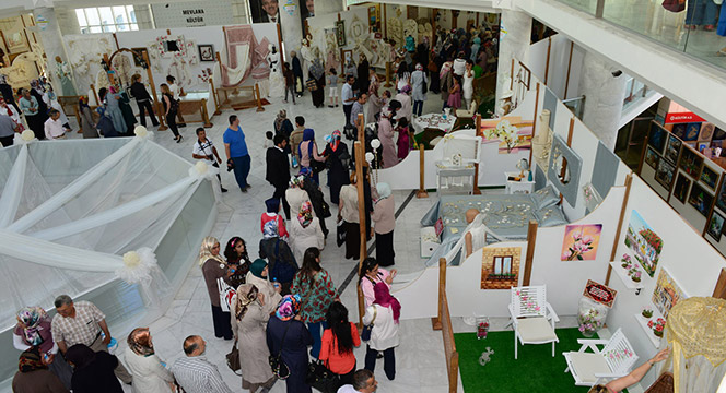 KOMEK, 10. Yılında Muhteşem Bir Sergiyle Görücüye Çıkıyor