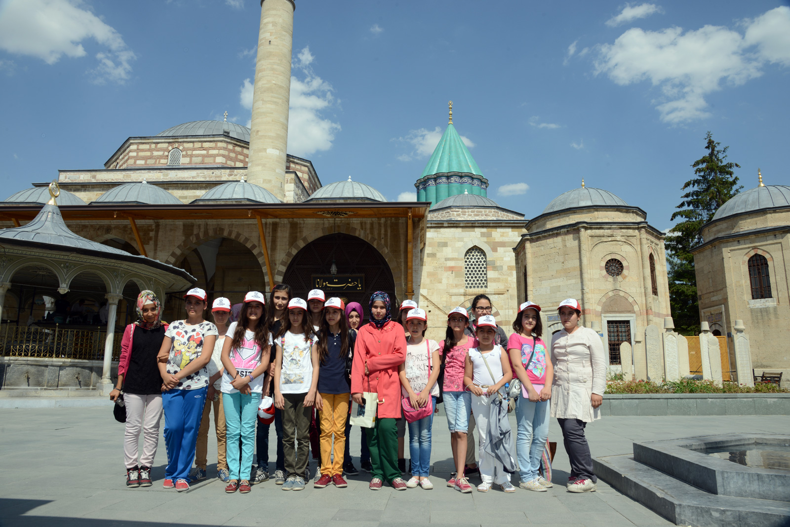 KOMEK Yaz Okullarıyla öğrenciler hem eğleniyor hem öğreniyor