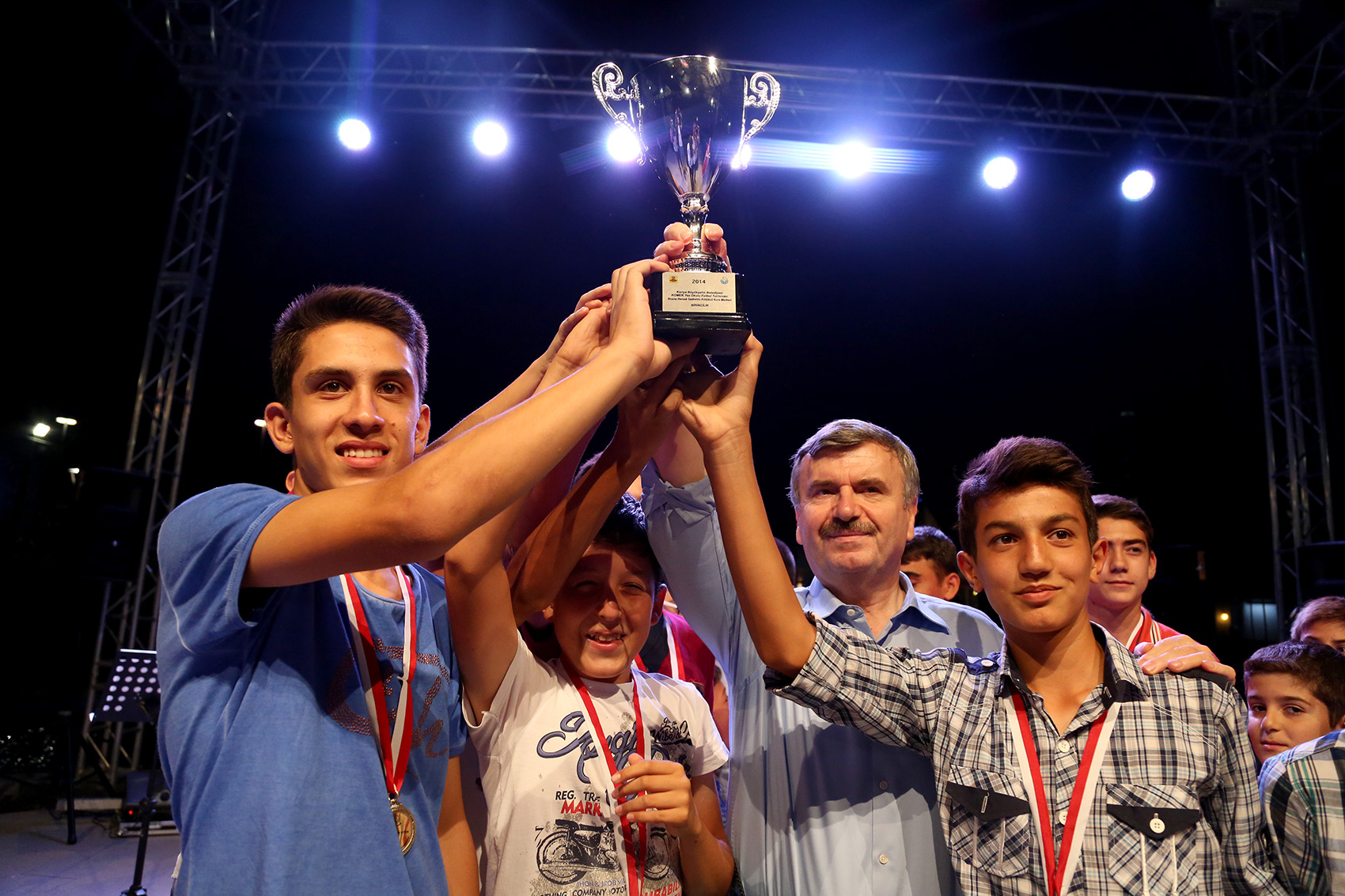 KOMEK Yaz Okulu'ndan Final Gecesi