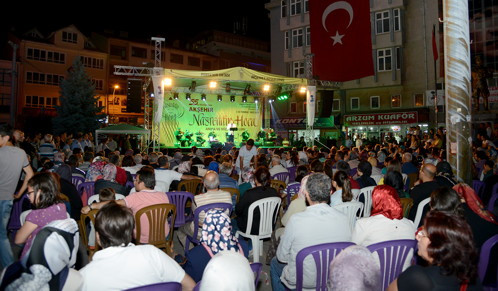 Ahmet Özhan Akşehir'de Konser Verdi