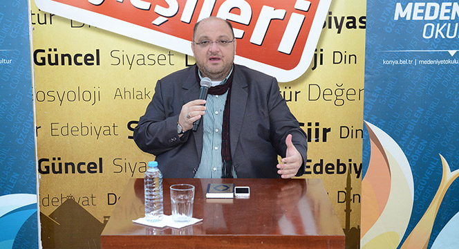 Gençlik Söyleşileri Her Cumartesi Camlı Köşk'te