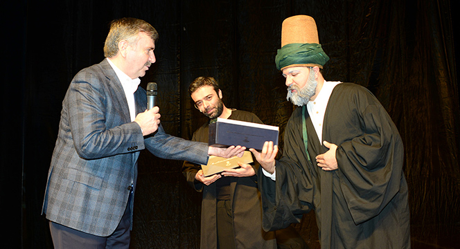 Hoşgörüyü Anlatan Derviş İsimli Oyun Sahnelendi