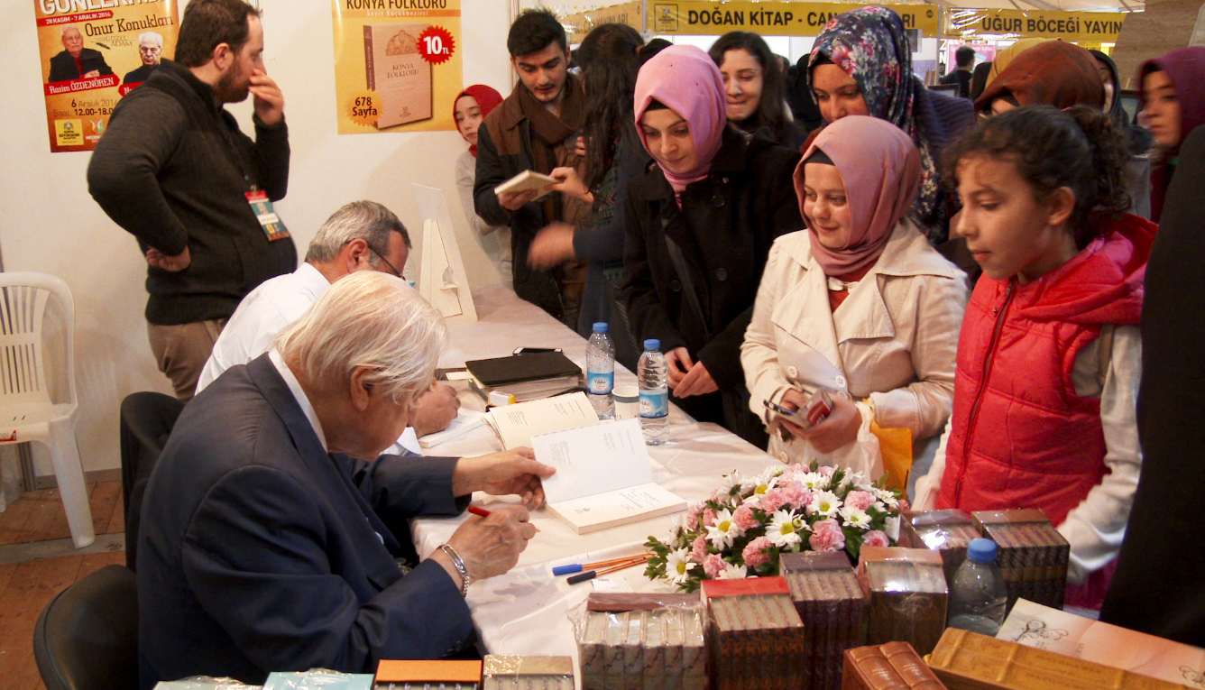 Konya Kitap Günleri'nde Nuri Pakdil ve Rasim Özdenören İzdihamı