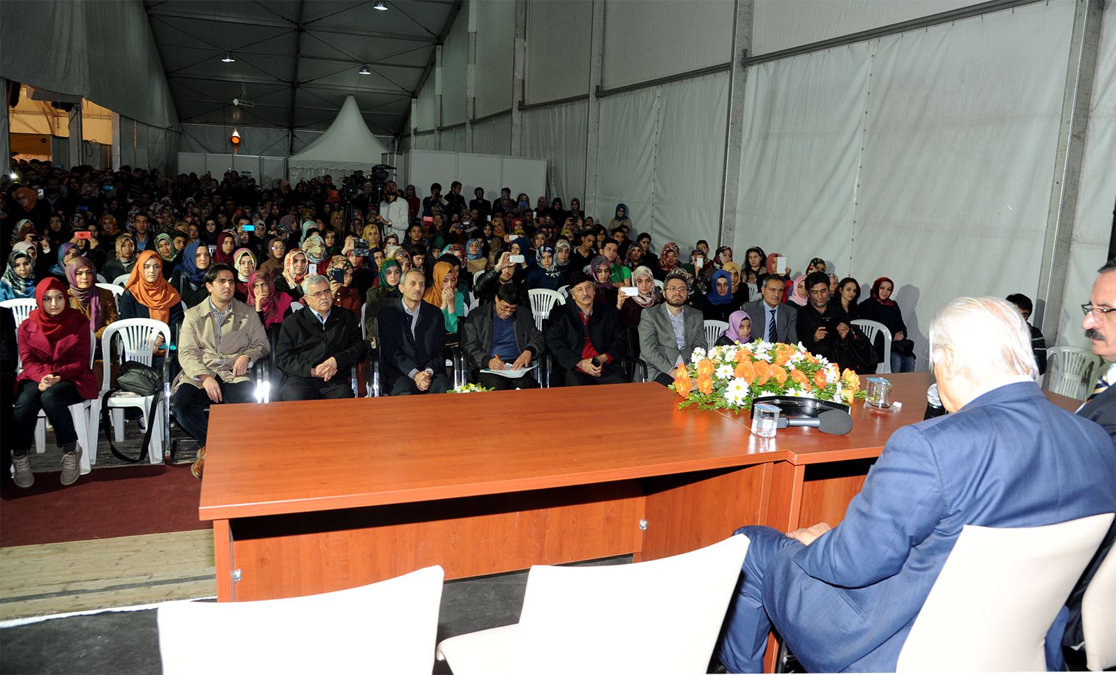 Konya Kitap Günleri'nde Nuri Pakdil ve Rasim Özdenören İzdihamı