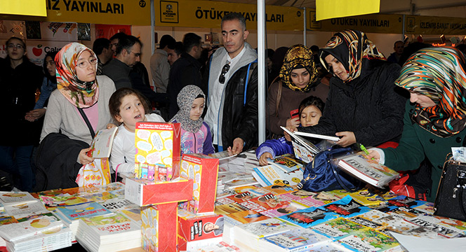 Konya Kitap Günleri 150 Bin Kişiyi Ağırladı