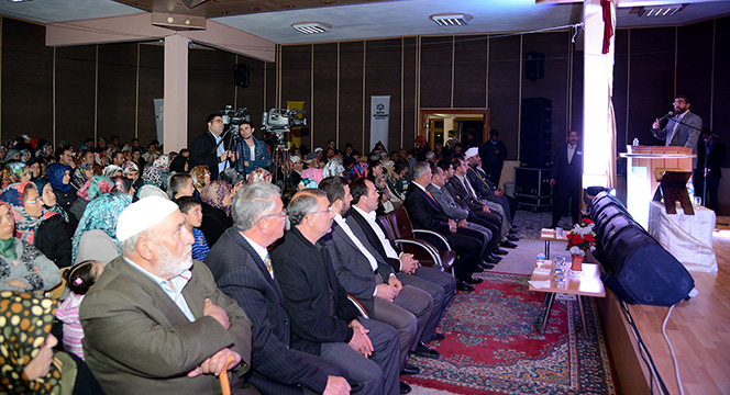 İlçelerde 'Kutlu Doğum' Coşkusu Yaşandı