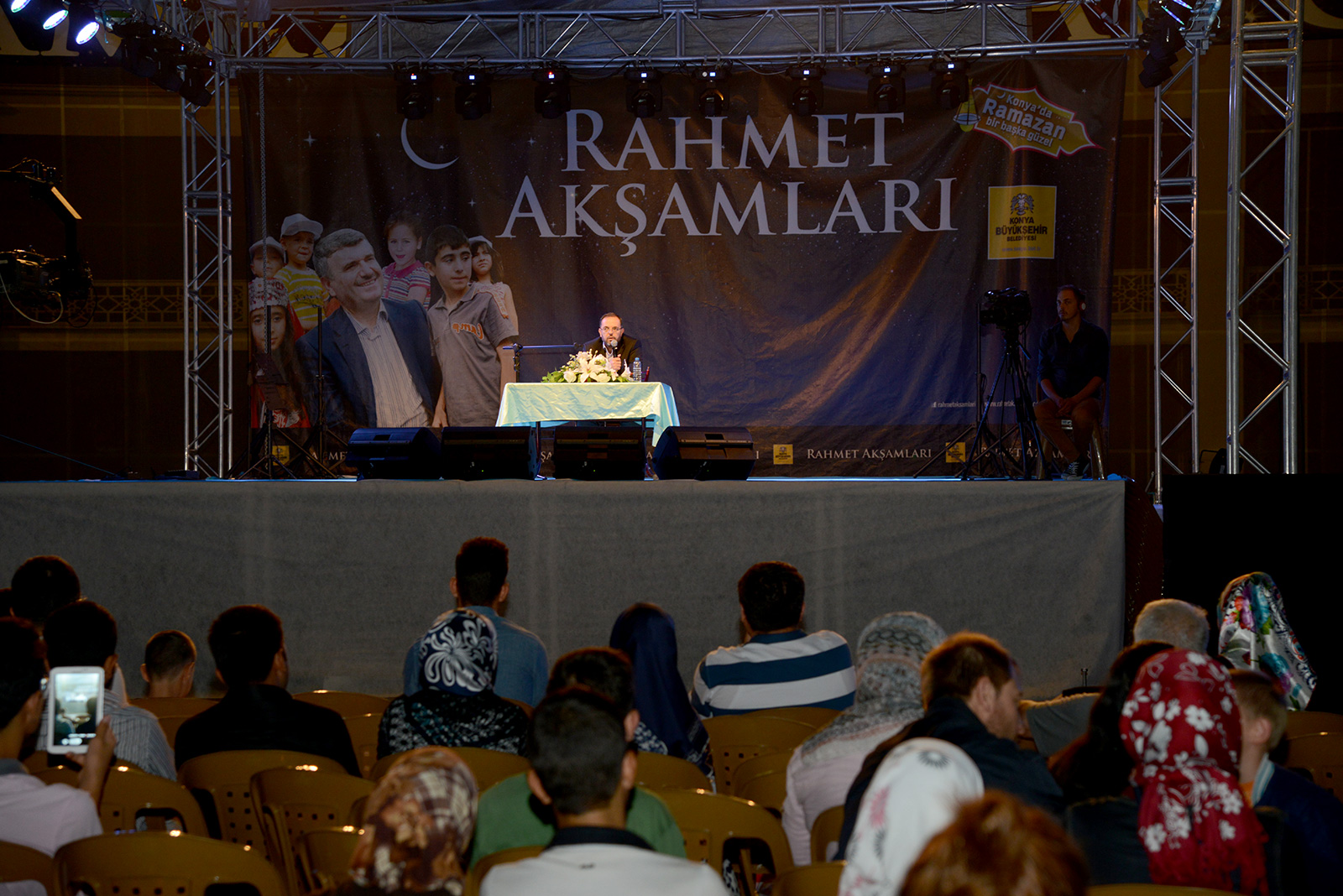 Büyükşehir Konya'yı Rahmet Akşamları İle Sarıyor