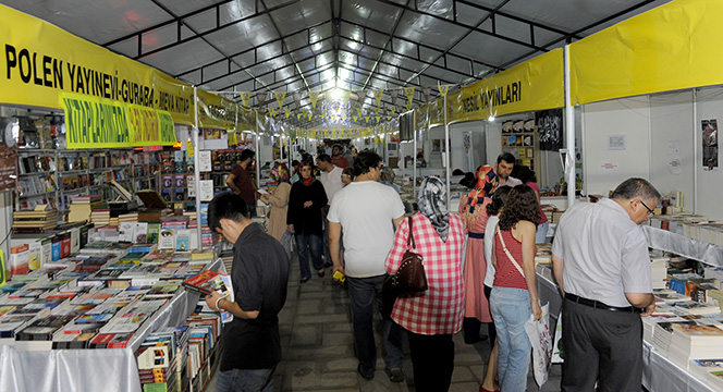 Ramazan Kitap Günleri İlgi Görüyor