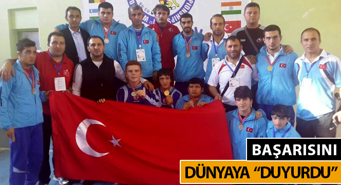 Başarısını Dünyaya 'Duyurdu'