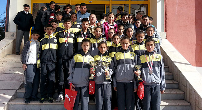 Atletizm Takımlarımız Yüzümüzü Güldürdü