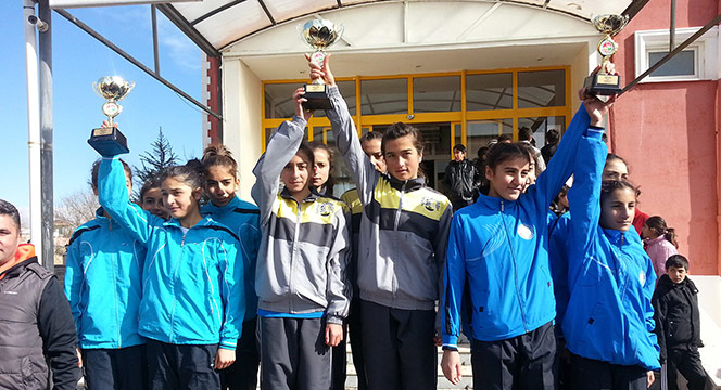 Atletizm Takımlarımız Yüzümüzü Güldürdü