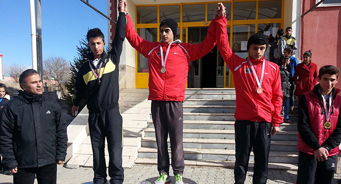 Atletizm Takımlarımız Yüzümüzü Güldürdü