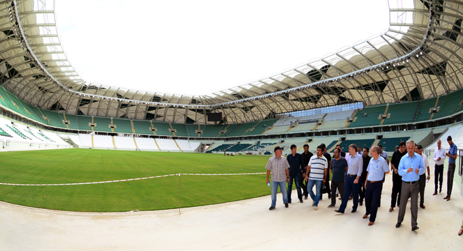 Konya Büyükşehir Stadı Maça Hazır