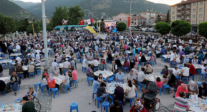 Akşehir'de İftar Coşkusu Yaşandı