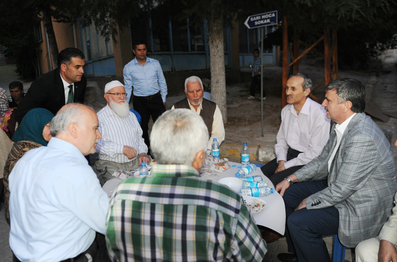 Başkan Akyürek Derebucaklılarla İftar Yaptı