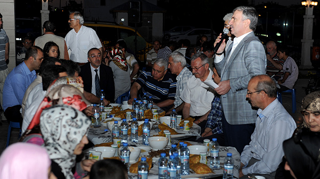 Engelli Dernekleri Büyükşehir'in İftarında Buluştu