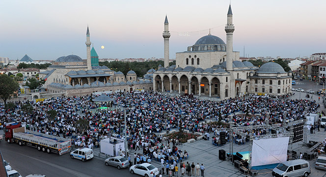 Başbakan Yardımcısı Babacan Büyükşehir'in Yetimler İftarı'na Katıldı